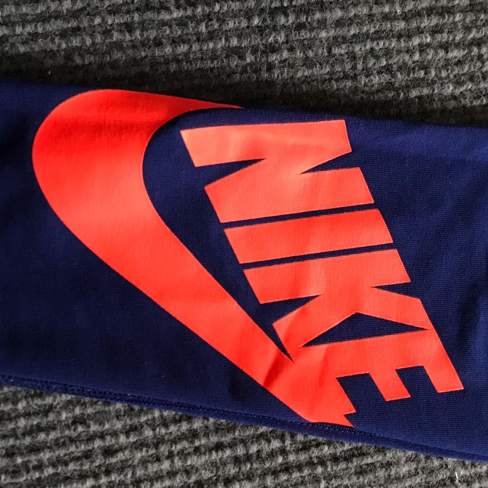 NEW WOMEN NIKE LEGGINS